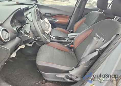 2021 Nissan Kicks Sr z USA, uszkodzony, nr VIN 3N1CP5DV6ML509792